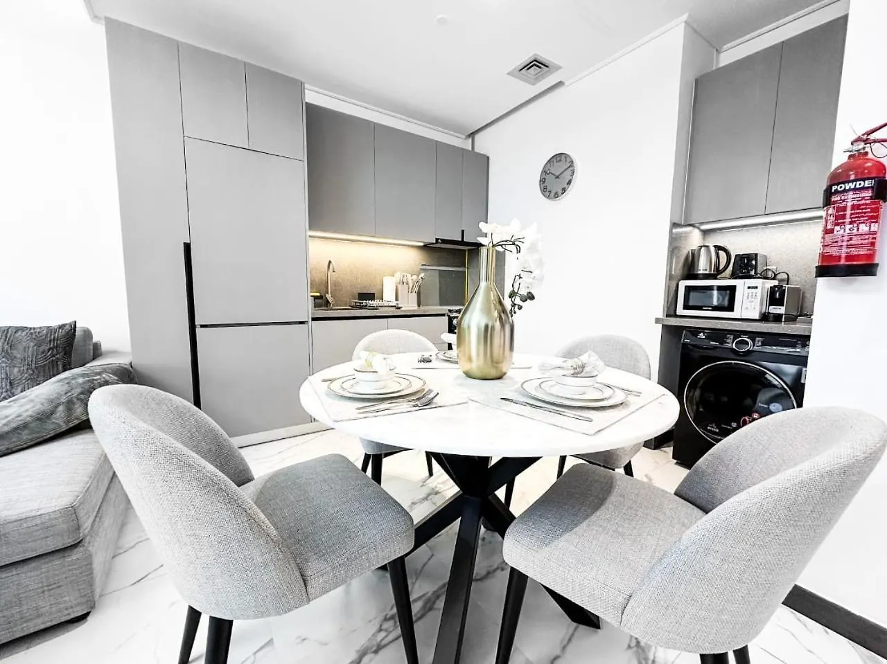 Upgraded 1Bdr Apt In Mag 930 , Al Merkadh Dubai