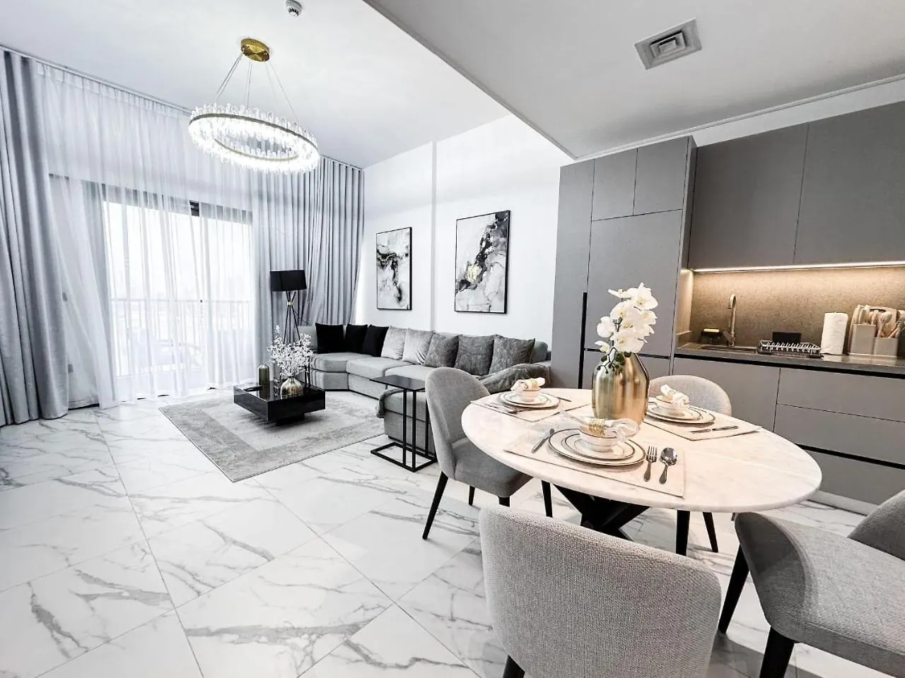 Upgraded 1Bdr Apt In Mag 930 , Al Merkadh Dubai Apartment