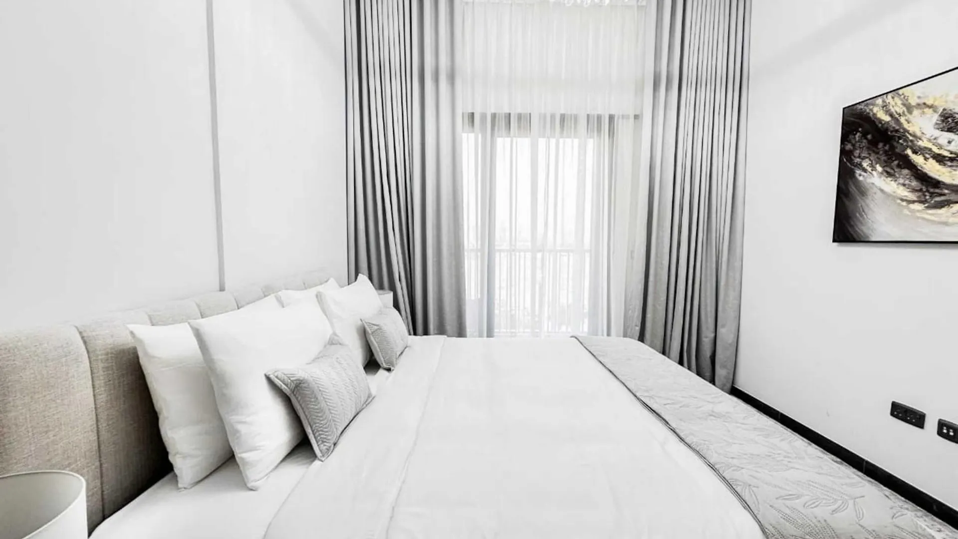 Apartment Upgraded 1Bdr Apt In Mag 930 , Al Merkadh Dubai